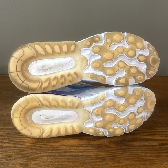 Shoes Nike air react women’s size 9.5 used nice condition white w colors - Picture 5 of 12